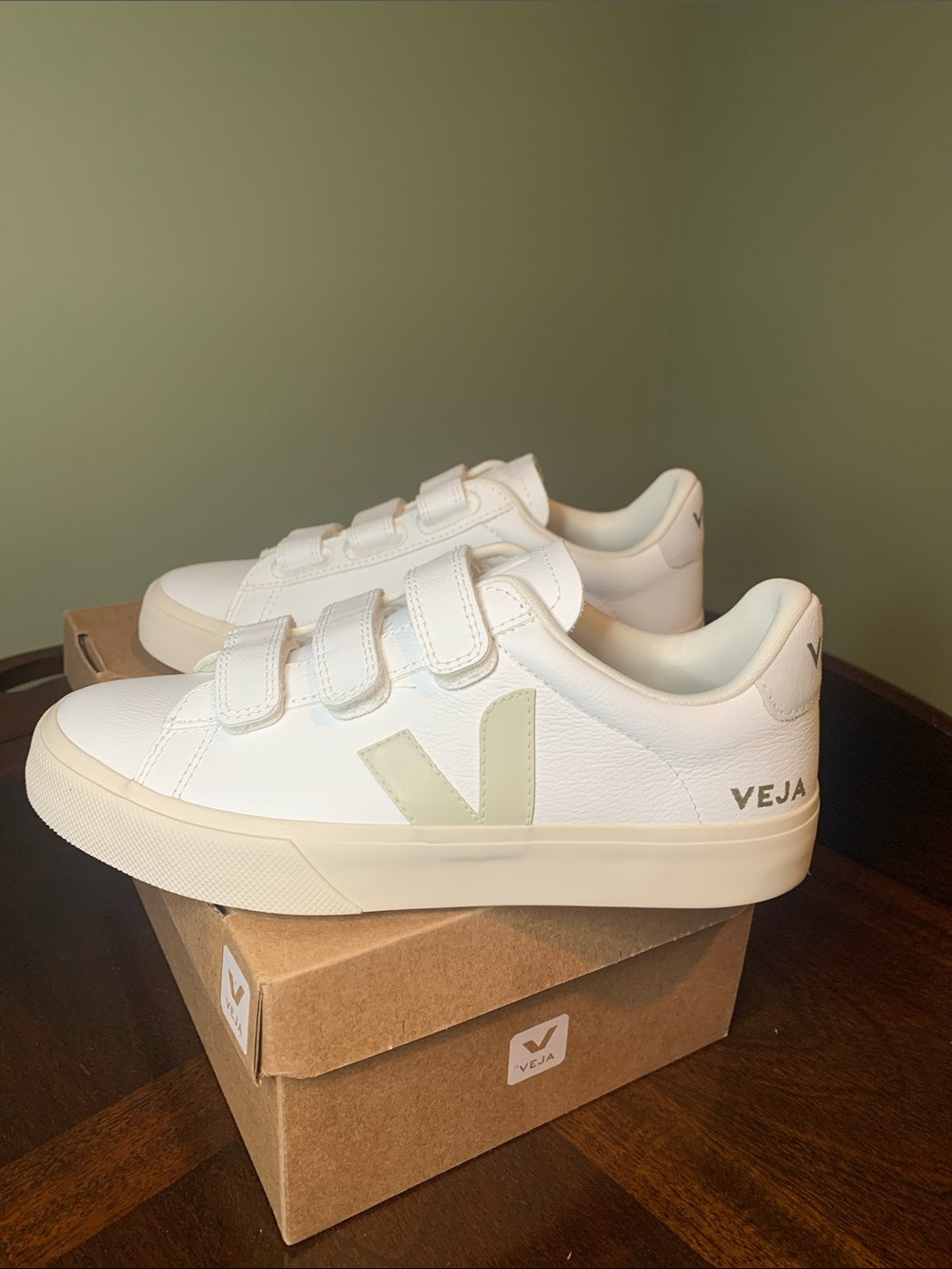 Women’s Veja Recife White Leather Sneakers - Picture 6 of 13